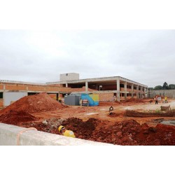 Governo retoma últimas obras paralisadas de prédios escolares